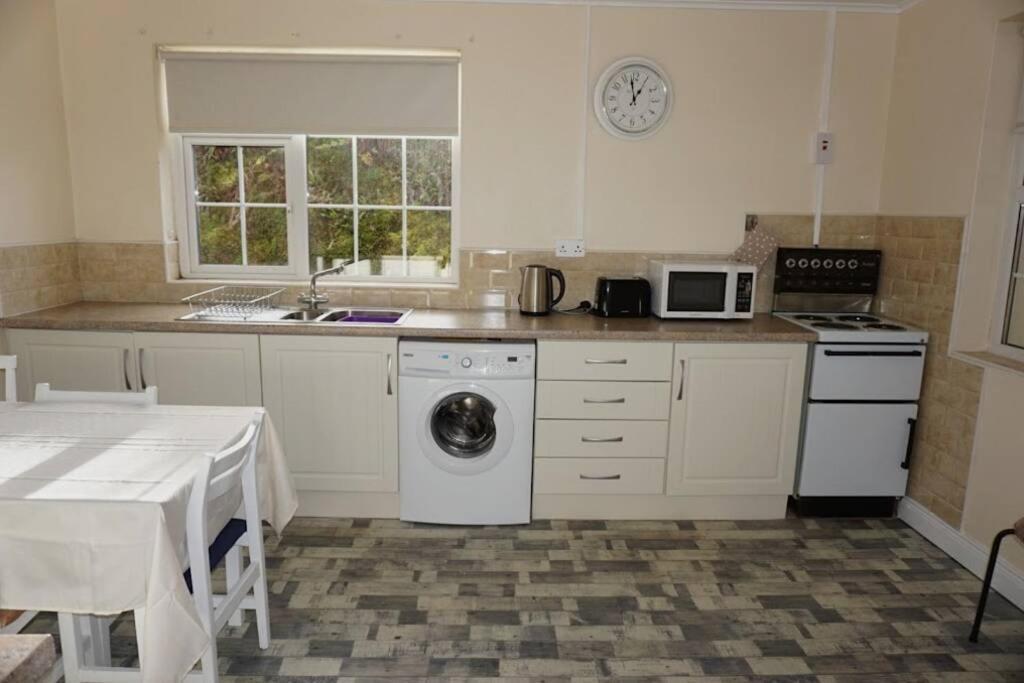 Meenadreen Cottage Donegal Town Екстериор снимка